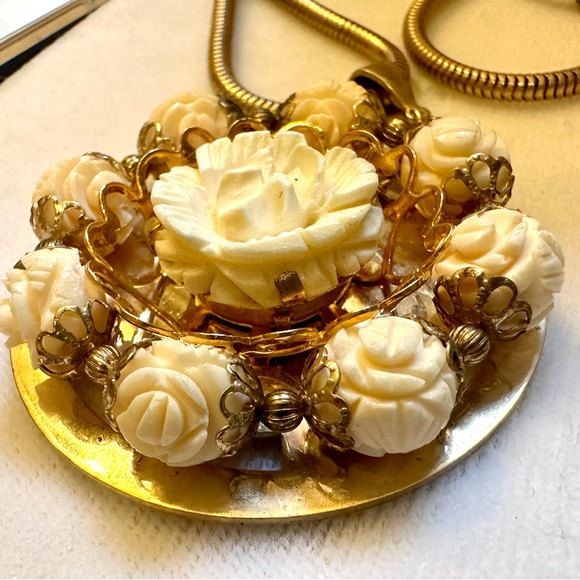Genuine Ivory Vintage Pendant Jewelry Necklace Collectible - Picture 4 of 7